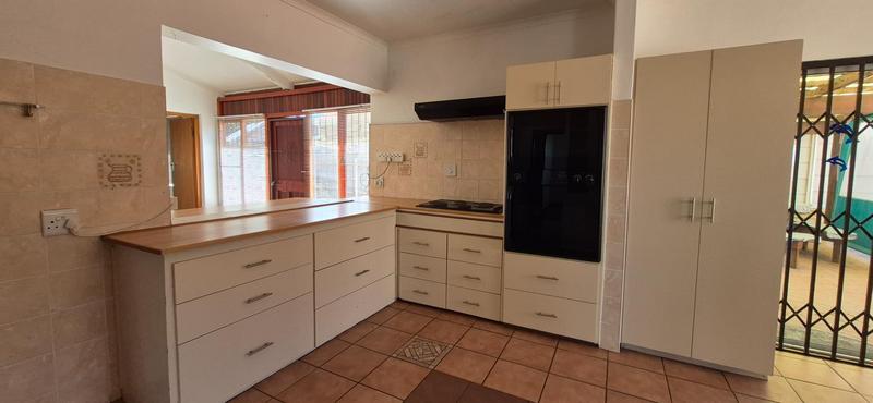 4 Bedroom Property for Sale in Dana Bay Western Cape